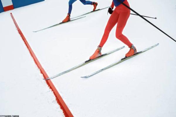 大学生体育培训相关新闻稿范文(图1)